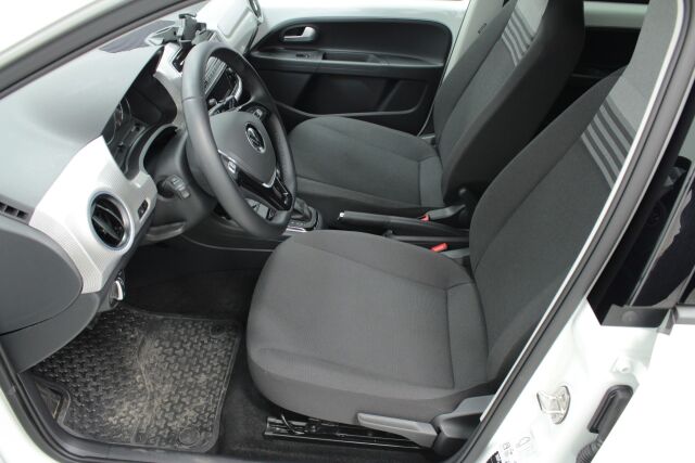 Volkswagen up! 2023 e-up! Style 61 kW automaatti