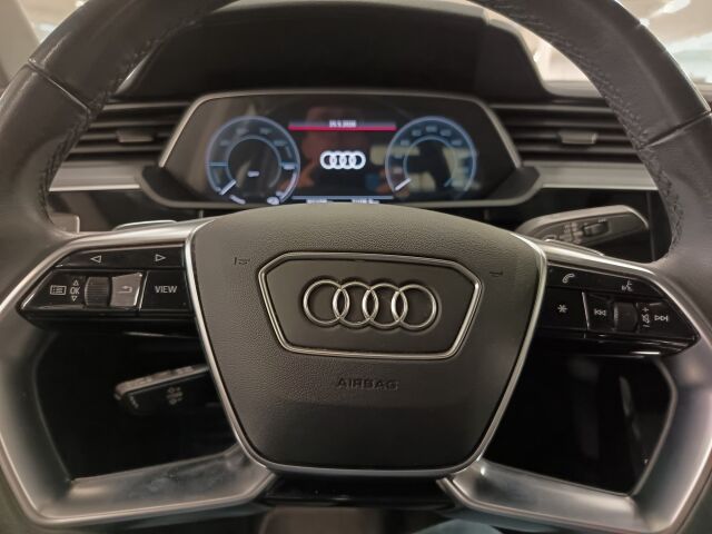 AUDI Q8 e-tron 2023 Sportback 55 quattro Progress