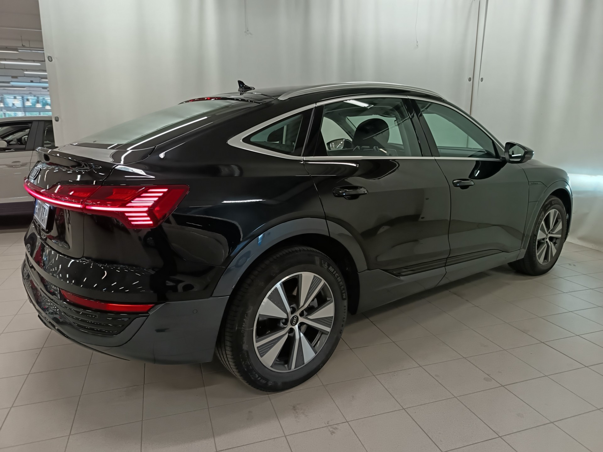 Audi Q8 e-tron 2023, kuva 6/28
