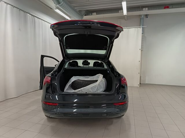 AUDI Q8 e-tron 2023 Sportback 55 quattro Progress