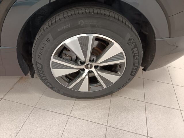 AUDI Q8 e-tron 2023 Sportback 55 quattro Progress