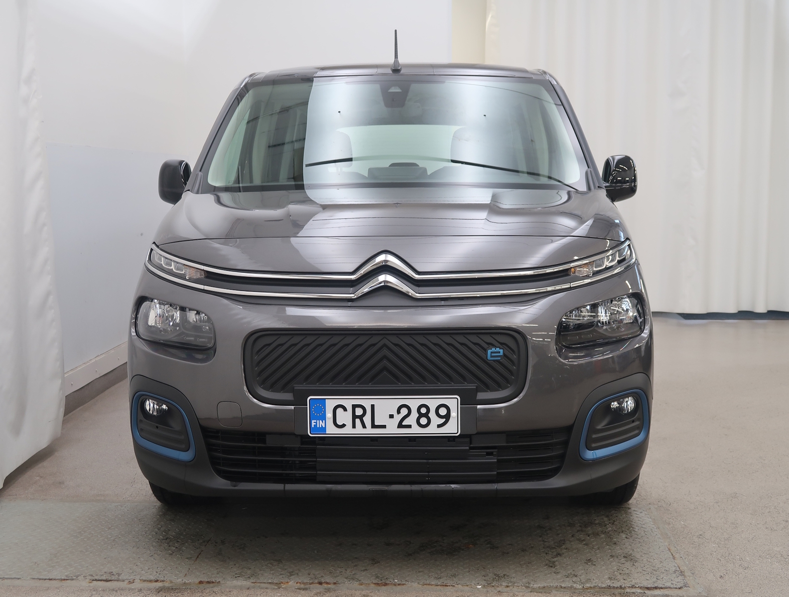 Citroen e-Berlingo 2023, photo 2/9