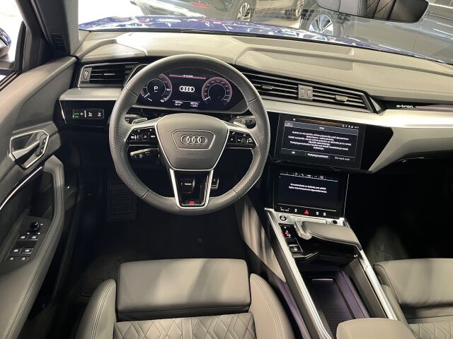 AUDI Q8 e-tron 2024 Sportback 50 quattro Progress S line, 1-omisteinen vähän ajettu löytö!