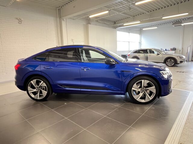 AUDI Q8 e-tron 2024 Sportback 50 quattro Progress S line, 1-omisteinen vähän ajettu löytö!