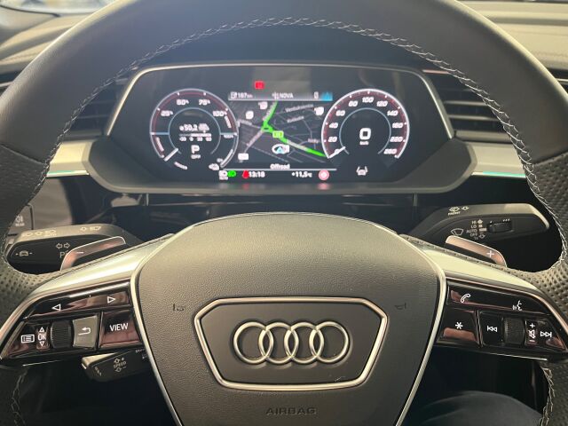 AUDI Q8 e-tron 2024 Sportback 50 quattro Progress S line, 1-omisteinen vähän ajettu löytö!
