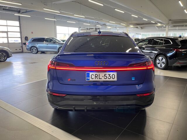 AUDI Q8 e-tron 2024 Sportback 50 quattro Progress S line, 1-omisteinen vähän ajettu löytö!
