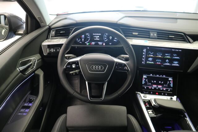 Audi Q8 e-tron 2023 Sportback 50 quattro Progress Plus **SOH 94%**