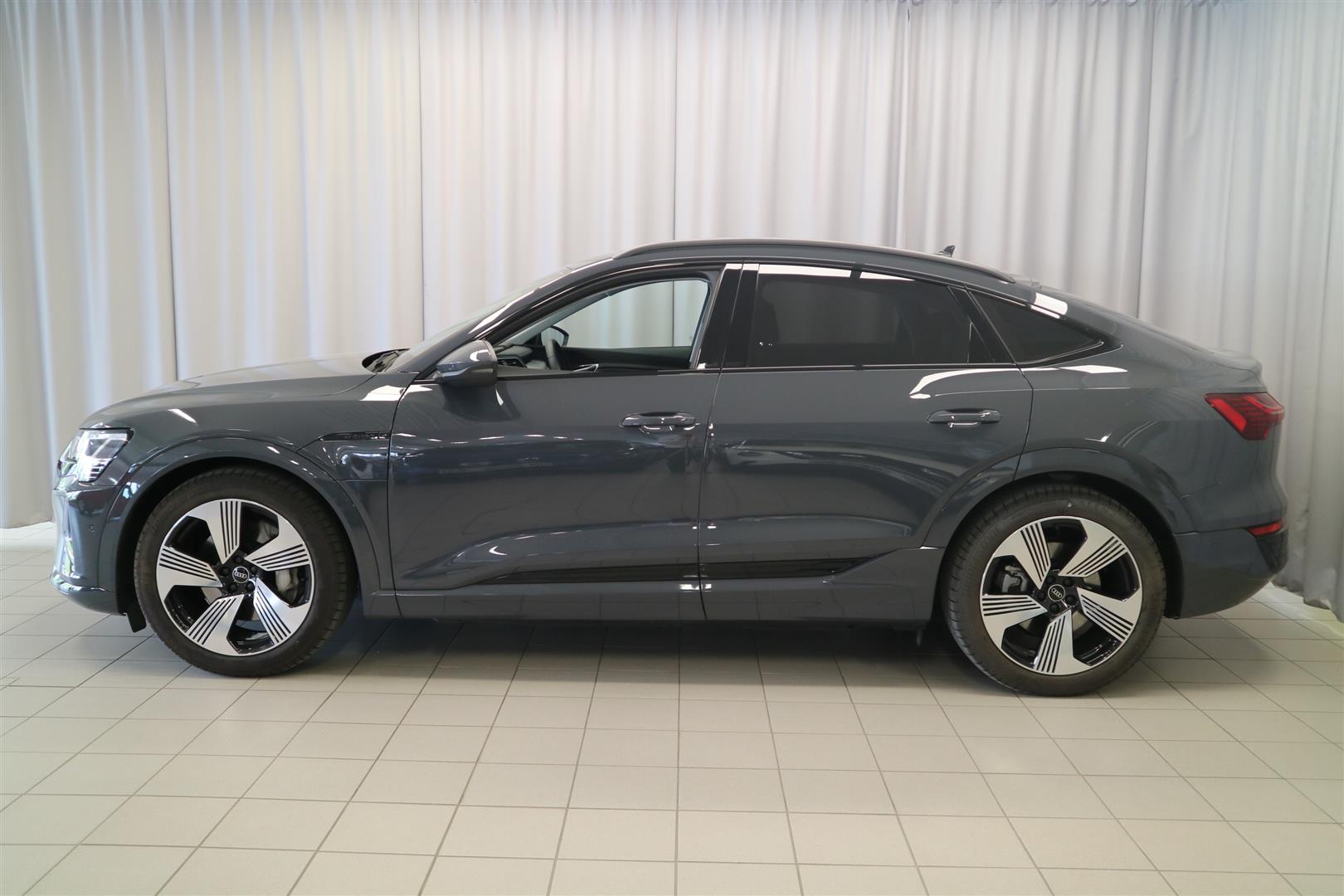 Audi Q8 e-tron 2023, kuva 3/25