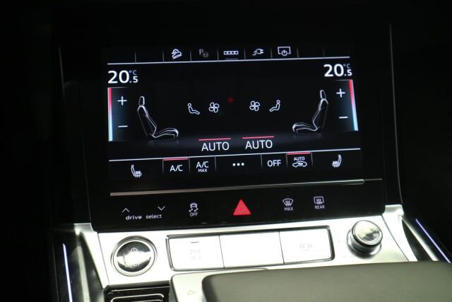 Audi Q8 e-tron 2023 Sportback 50 quattro Progress Plus **SOH 94%**