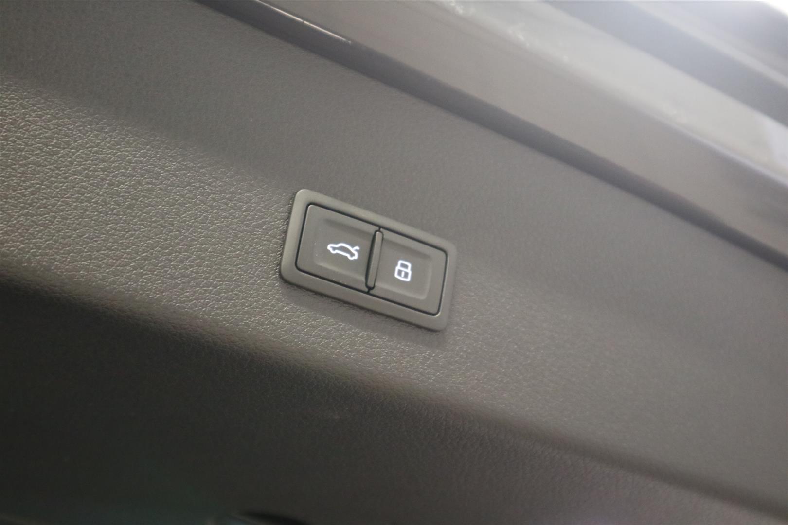 Audi Q8 e-tron 2023, kuva 7/25