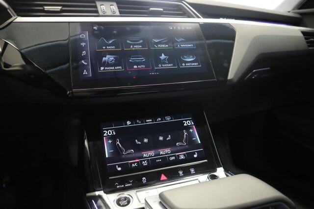 Audi Q8 e-tron 2023 Sportback 50 quattro Progress Plus **SOH 94%**