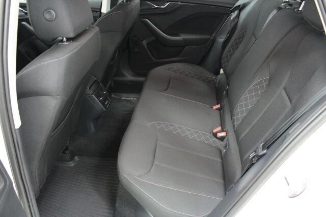 Skoda Kamiq 2023 1.0 TSI 110 Ambition DSG Autom.