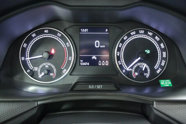 Skoda Kamiq 2023 1.0 TSI 110 Ambition DSG Autom.