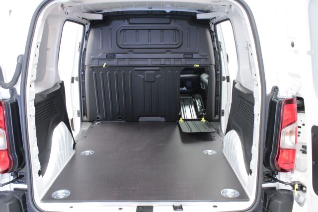 CITROEN e-Berlingo Van 2023 50 kWh 136 M