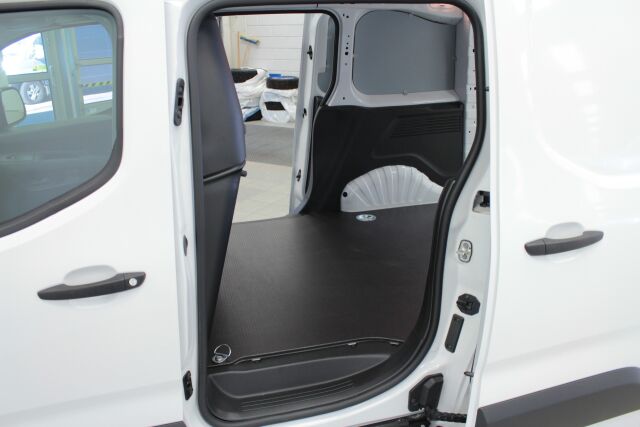 CITROEN e-Berlingo Van 2023 50 kWh 136 M