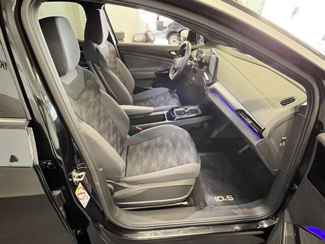 VOLKSWAGEN ID.5 2023 Pro Business Edition 128 kW, akku 77 kWh, 1-omisteinen, suomi auto, takuu!