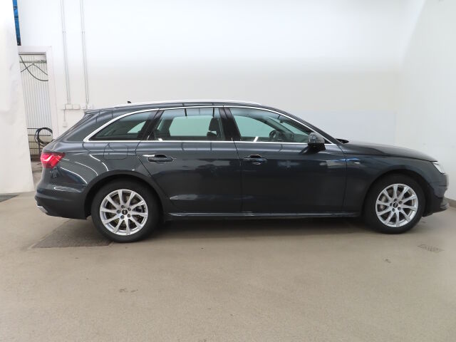 Audi A4 2024 Avant 40 TFSI MHEV Land of quattro