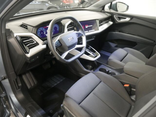 AUDI Q4 e-tron 2024 SUV 45 e-tron Land of quattro