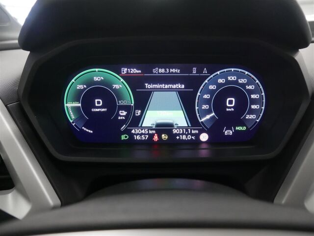 AUDI Q4 e-tron 2024 SUV 45 e-tron Land of quattro