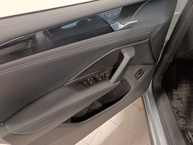 VOLKSWAGEN Tiguan 2024 Comfort Business eHybrid 150 kW DSG-automaatti