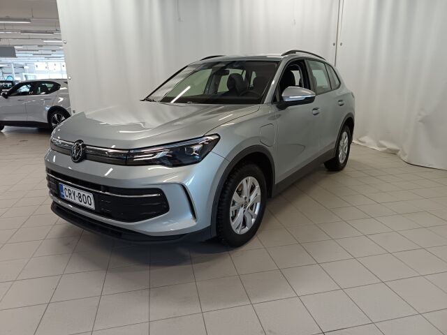 VOLKSWAGEN Tiguan 2024 Comfort Business eHybrid 150 kW DSG-automaatti