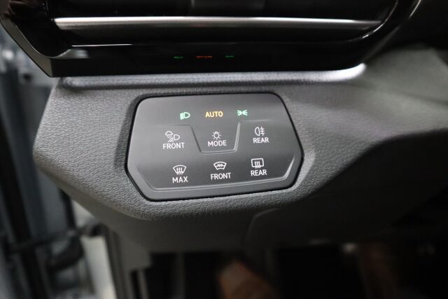 Volkswagen ID.4 2025 Pro 4MOTION Elegance 75-v Juhlamalli 210 kW, akku 77 kWh