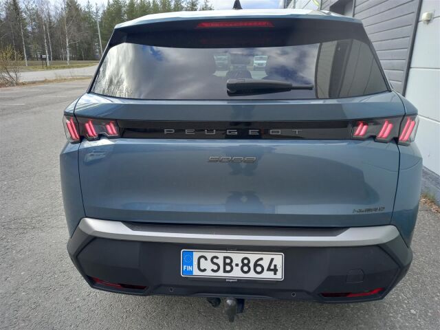 PEUGEOT 5008 2025 Allure Launch Edition 136 e-DCS-automaatti