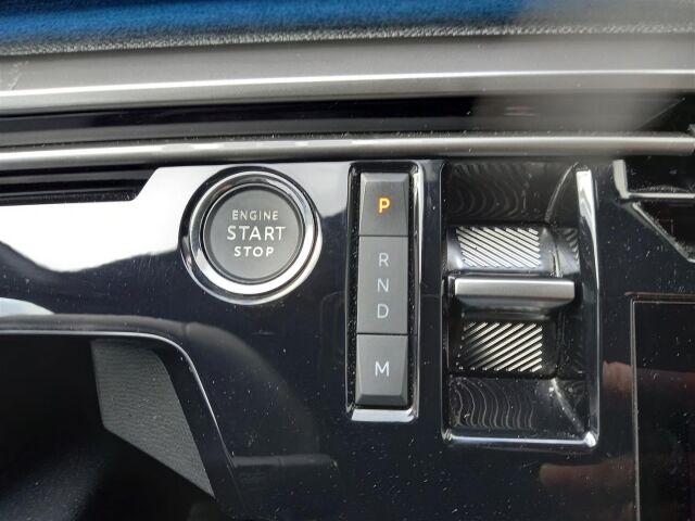 PEUGEOT 5008 2025 Allure Launch Edition 136 e-DCS-automaatti