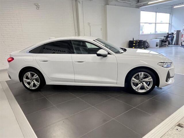 Audi A5 2025 A5 Sedan TFSI 110 kW S tronic, huippu varusteilla! Alv.väh.kelpoinen!