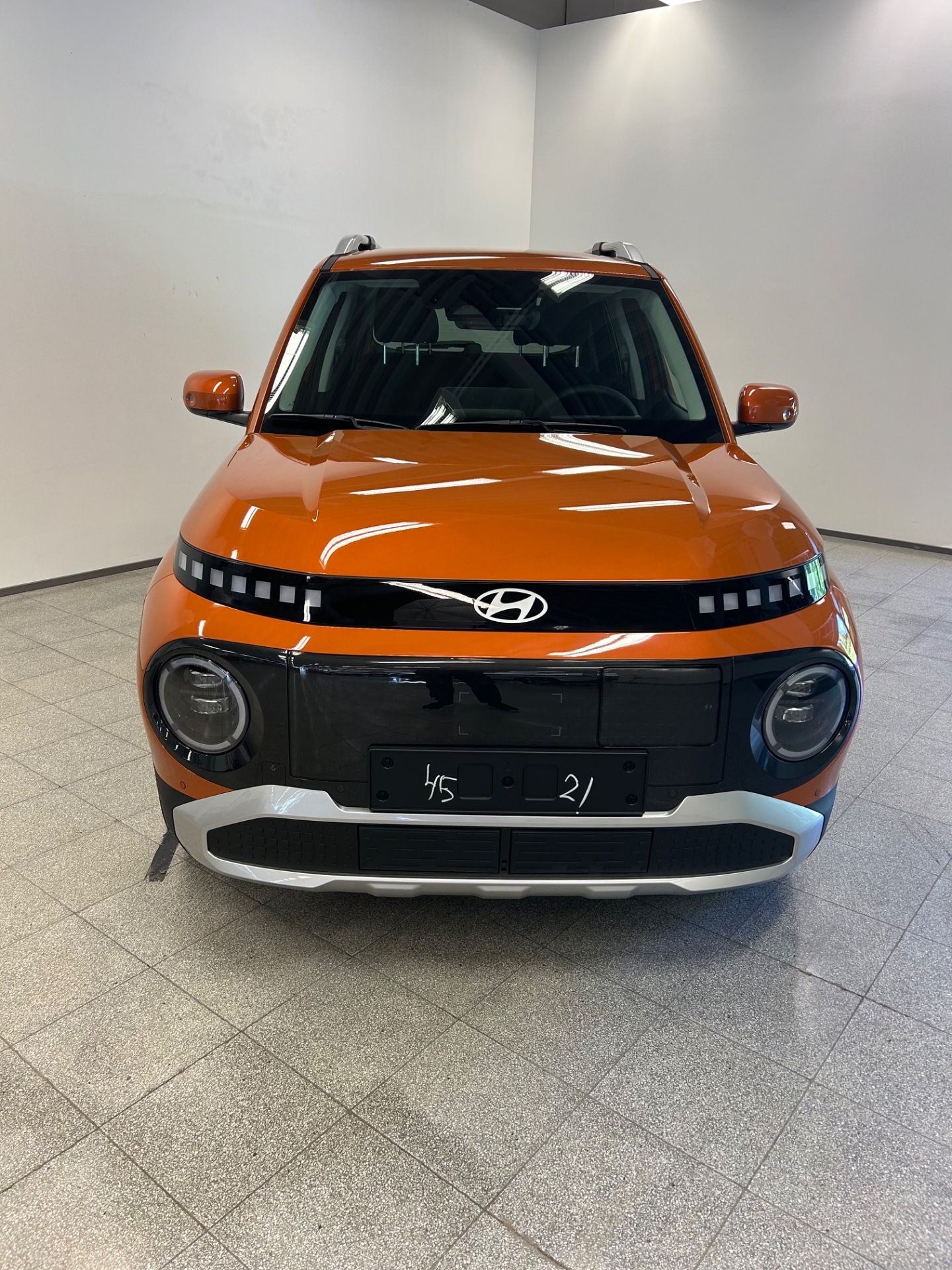 Hyundai Inster 49 kWh 115 hv In 2025, kuva 2/14