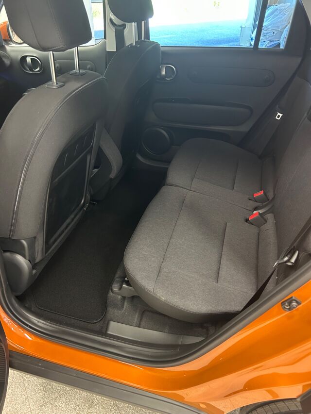 Hyundai INSTER 2025 49 kWh 115 hv In