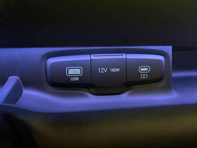 Hyundai INSTER 2025 49 kWh 115 hv In