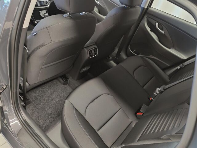 Hyundai i30 Wagon 2025 1.0 T-GDi 100 hv 7DCT-aut. Comfort MY25