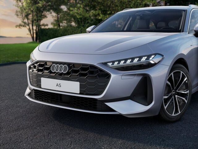 Audi A5 2025 Avant e-hybrid quattro 220 kW