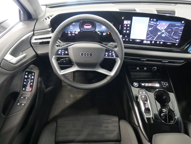 Audi A5 2025 Avant e-hybrid quattro 220 kW