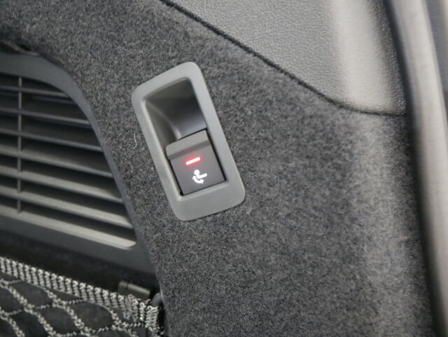 Audi A5 2026 Avant e-hybrid quattro 220 kW