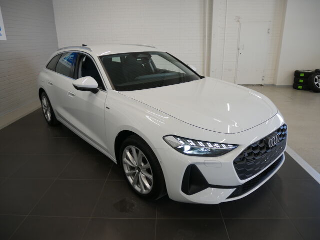 Audi A5 2025 Avant e-hybrid quattro 220 kW