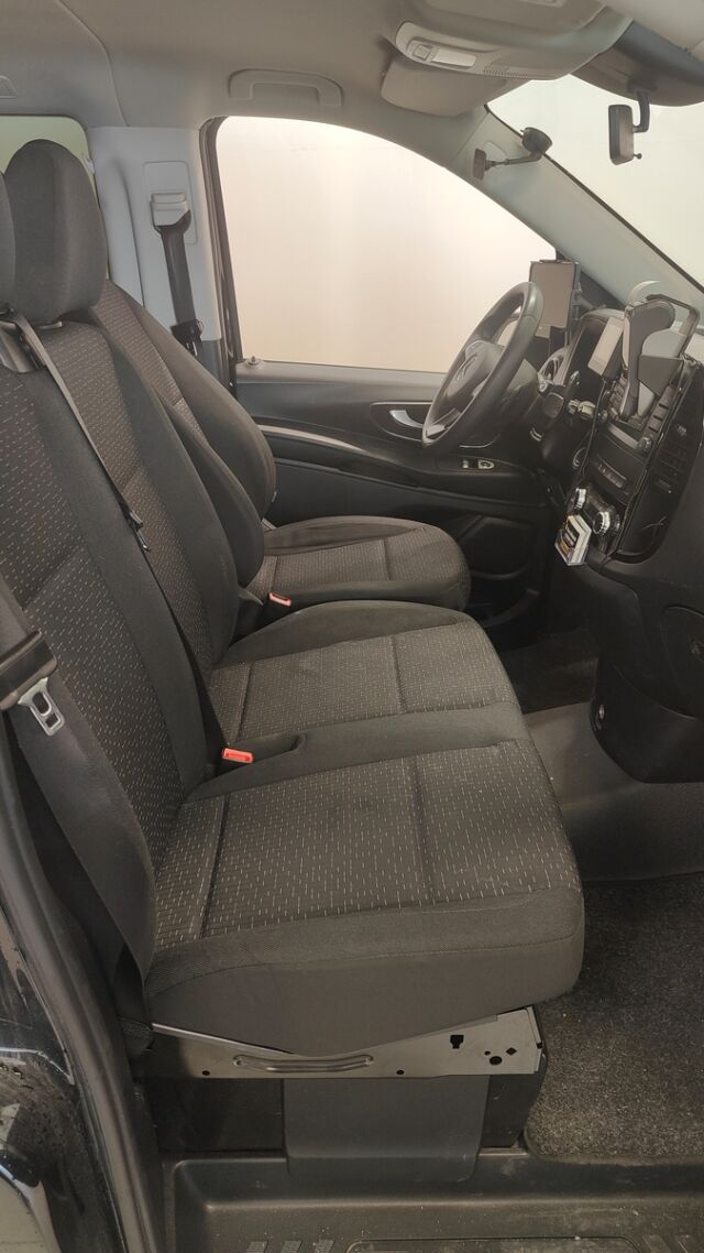 Mercedes-Benz Vito 2023 114CDI 4x4 tourer keskipitkä A2 A 1+8 paikkainen