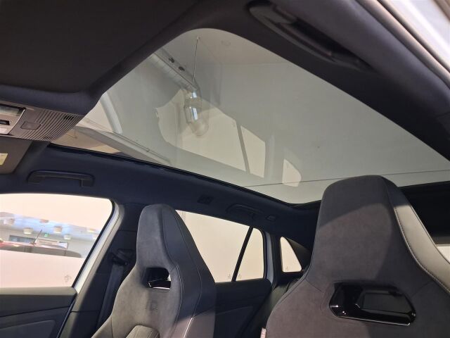 Volkswagen ID.4 2026 Pro 4MOTION Elegance 210 kW, akku 77kWh