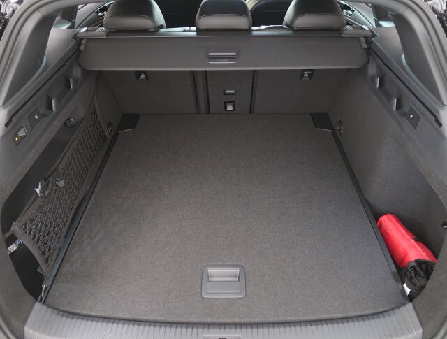 Volkswagen ID.7 2025 Tourer GTX 4MOTION 75-v Juhlamalli 250 kW, akku 86 kWh