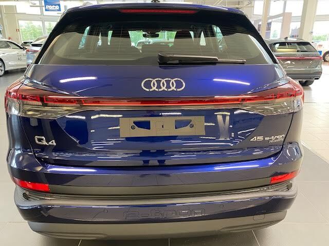 Audi Q4 e-tron 2025 SUV 45 e-tron Land of quattro Plus
