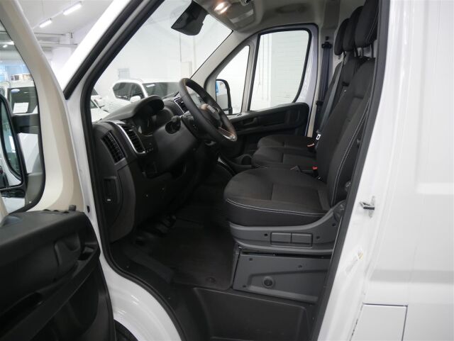 Fiat Ducato 2026 Multijet3 140 L3H2 AT / ALV / Kauko-Webasto / Koukku / Vanerointi / 2 x renkaat