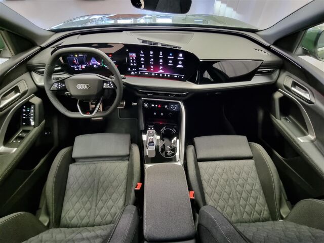 Audi Q5 2026 e-hybrid quattro 220 kW | 5v / 150tkm takuu |