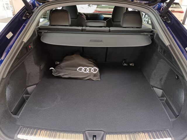 Audi Q5 2026 Sportback e-hybrid quattro 220 kW, Nyt Jatkoturva 3 vuotta / 150.000 km veloituksetta