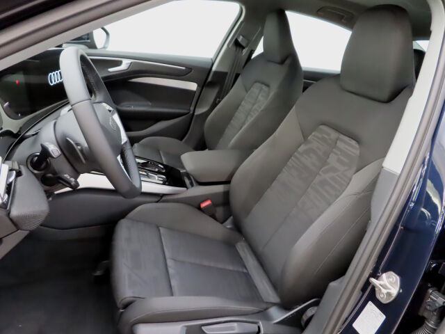 Audi A6 2025 Sedan e-hybrid quattro 220 kW: Tähän yhteensä viiden vuoden tehdastakuu/ 150 000km jatkoturvalla!