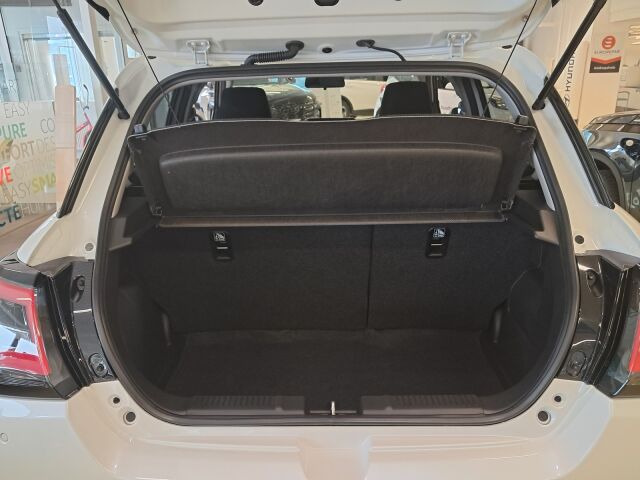 Suzuki Swift 2026 1,2 12V HYBRID 4WD GL+ 5MT