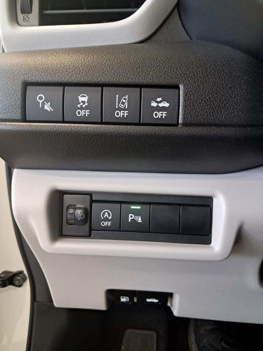 Suzuki Swift 1,2 12V HYBRID 4WD GL+ 5MT 2026, kuva 7/11