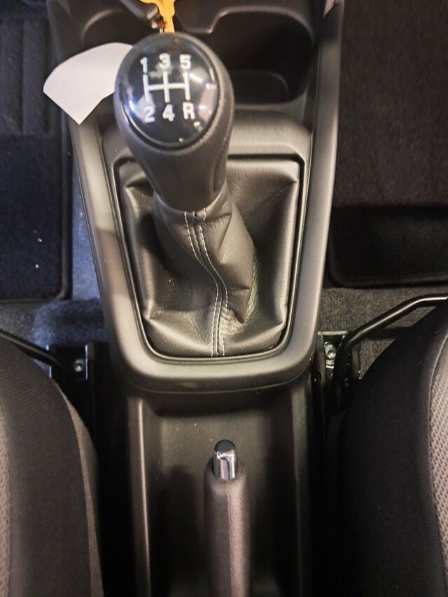 Suzuki Swift 2026 1,2 12V HYBRID 4WD GL+ 5MT