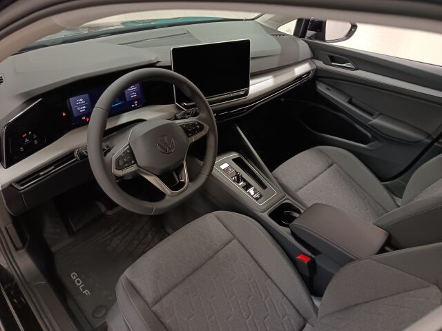 Volkswagen Golf 2025 Comfort 75-v Juhlamalli eHybrid 150 kW (PHEV) DSG-automaatti