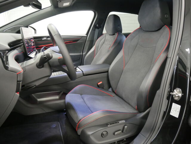 Volkswagen ID.7 2025 Tourer GTX 4MOTION 75-v Juhlamalli 250 kW, akku 86 kWh*Heti toimitukseen!*